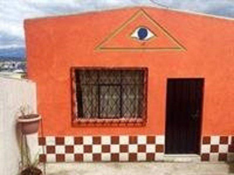 ホテル Casa Ceasars Historic キト エクステリア 写真